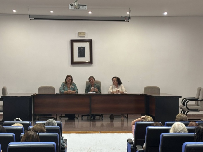 Conferencia de la notaria María Amparo Ocaña Fernández