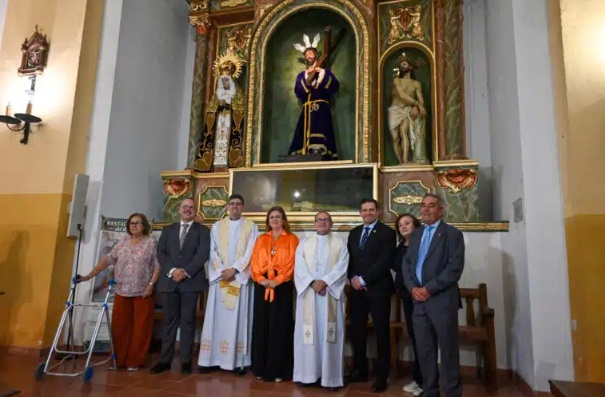 Valverde celebra en Agudo la recuperación de un emblemático retablo como patrimonio identitario del municipio
